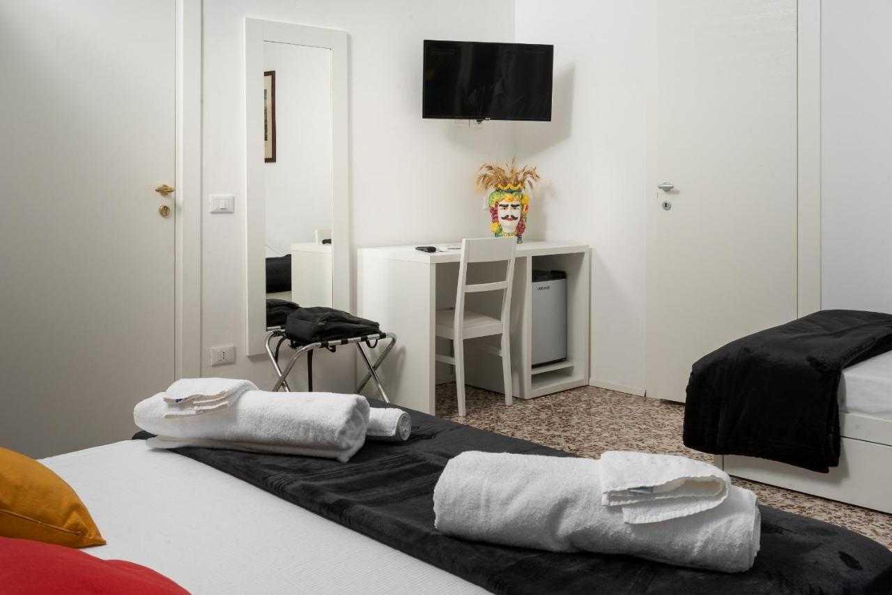 Regina Margherita - & Rooftop Lounge Bar Bed & Breakfast *